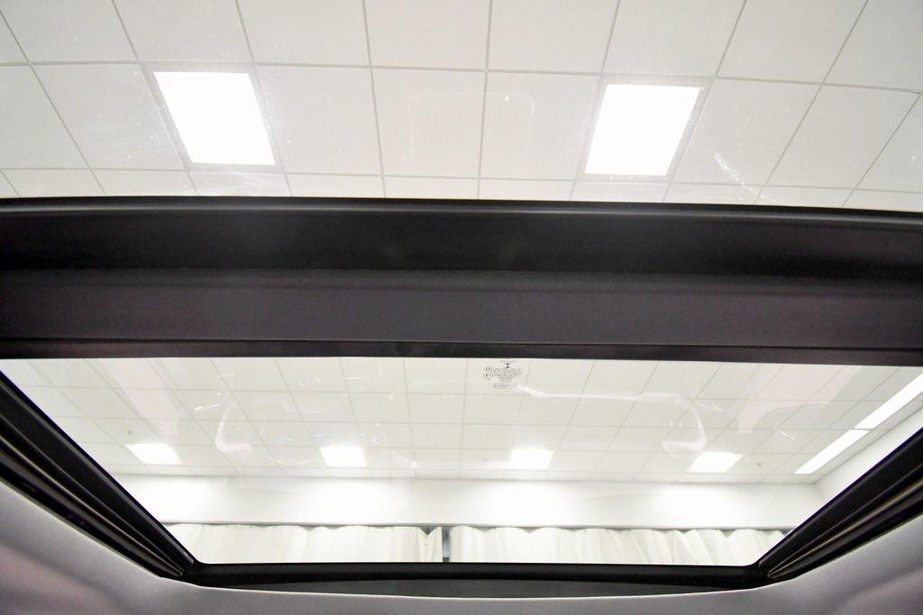 used 2022 Ford F-150 car, priced at $32,740