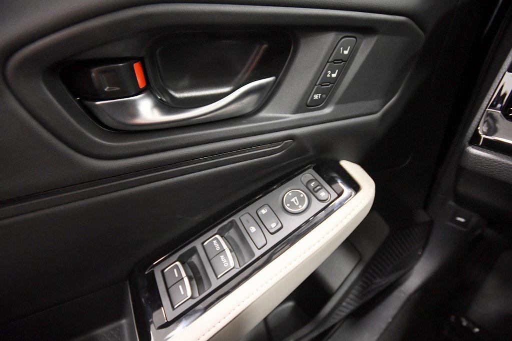 new 2025 Honda Accord Hybrid car, priced at $37,629