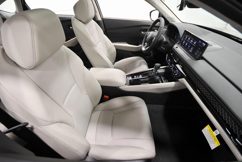 new 2025 Honda Accord Hybrid car, priced at $37,629