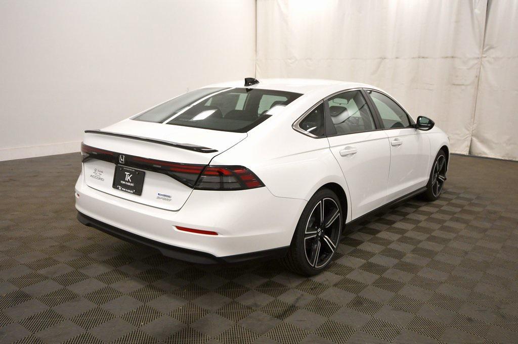 new 2025 Honda Accord Hybrid car, priced at $33,699