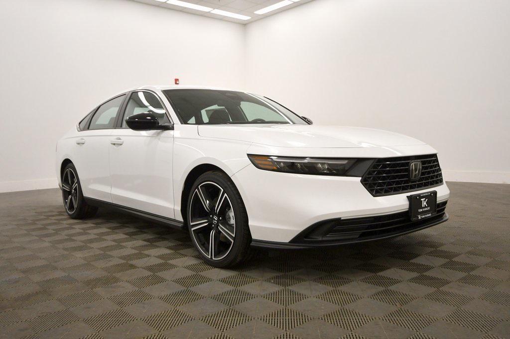 new 2025 Honda Accord Hybrid car, priced at $33,699