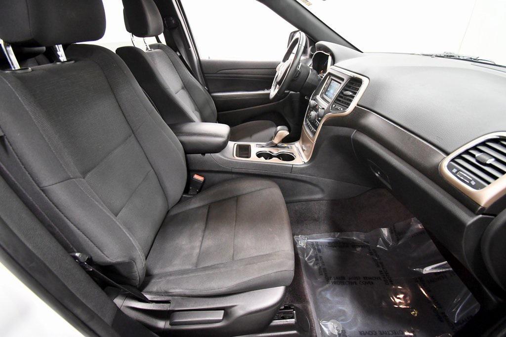 used 2016 Jeep Grand Cherokee car, priced at $9,999