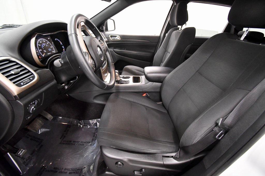used 2016 Jeep Grand Cherokee car, priced at $9,999
