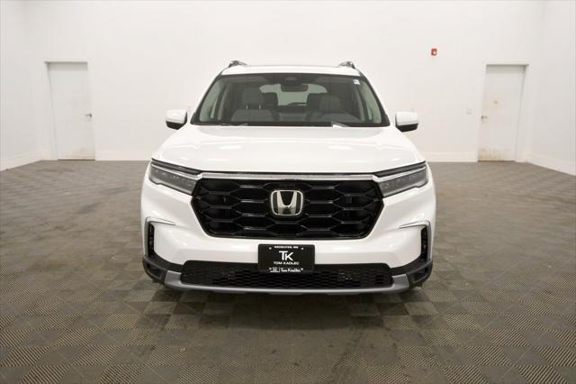 new 2025 Honda Pilot car, priced at $49,099