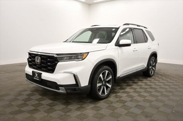 new 2025 Honda Pilot car, priced at $49,099