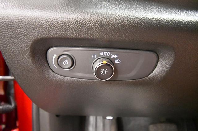 used 2023 Chevrolet Traverse car, priced at $34,497