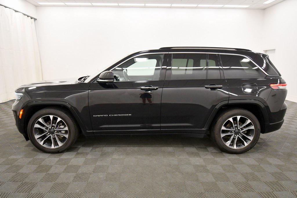 used 2023 Jeep Grand Cherokee car, priced at $32,999