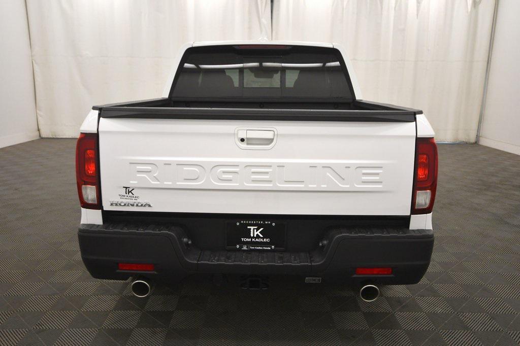 new 2025 Honda Ridgeline car, priced at $42,199