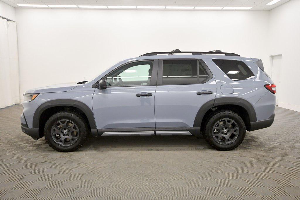 new 2025 Honda Pilot car, priced at $48,259