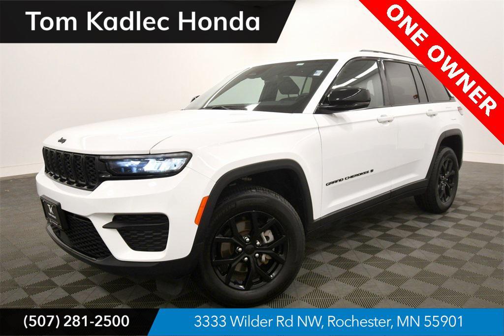 used 2024 Jeep Grand Cherokee car, priced at $31,999