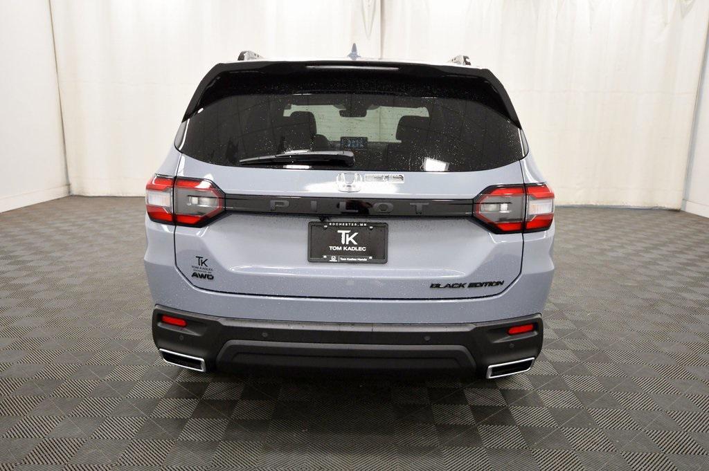 new 2025 Honda Pilot car, priced at $56,530