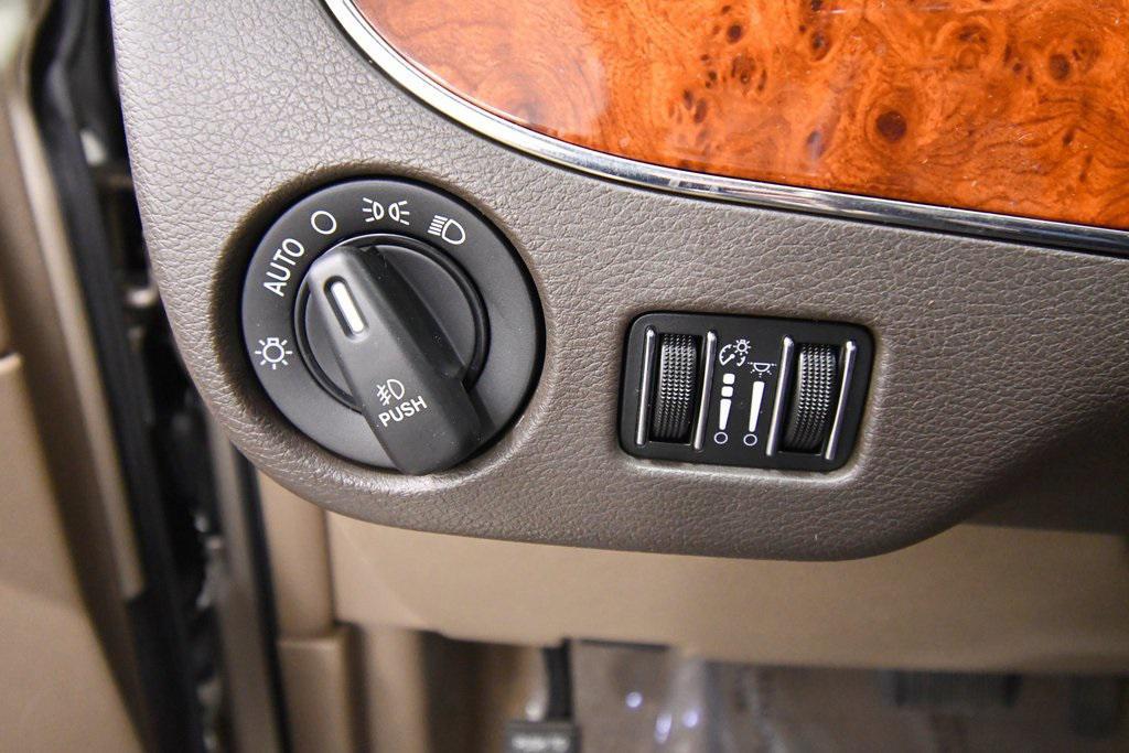 used 2014 Chrysler Town & Country car, priced at $9,799