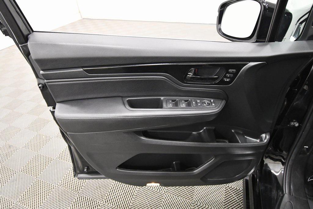 used 2024 Honda Odyssey car, priced at $40,499