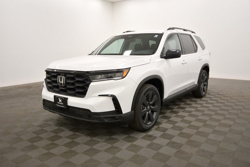 new 2025 Honda Pilot car, priced at $42,240