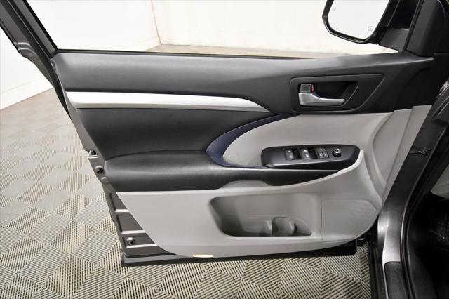 used 2017 Toyota Highlander car, priced at $25,999