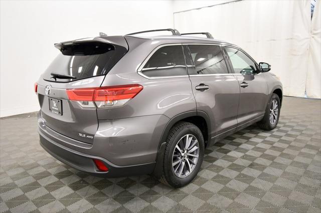 used 2017 Toyota Highlander car, priced at $25,999