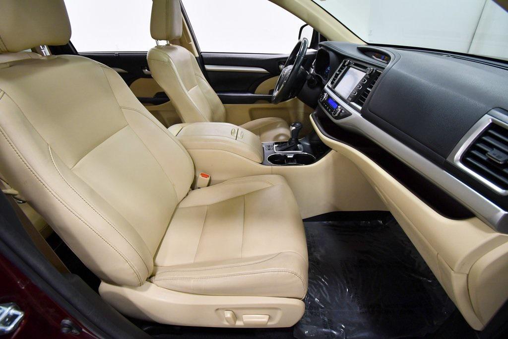 used 2018 Toyota Highlander car, priced at $23,499