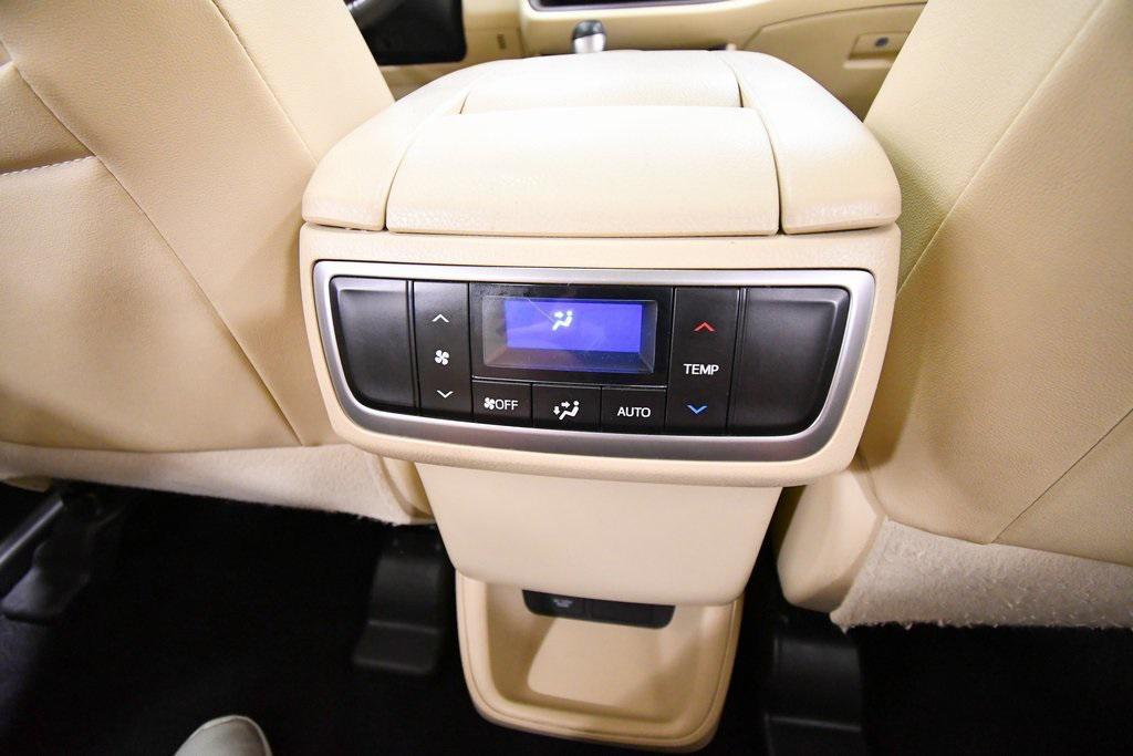 used 2018 Toyota Highlander car, priced at $23,499