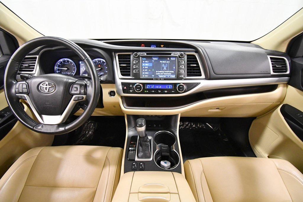 used 2018 Toyota Highlander car, priced at $23,499