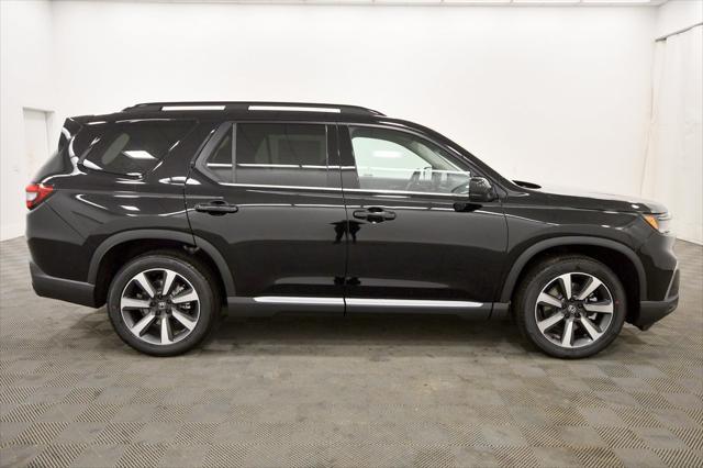 new 2025 Honda Pilot car, priced at $56,250