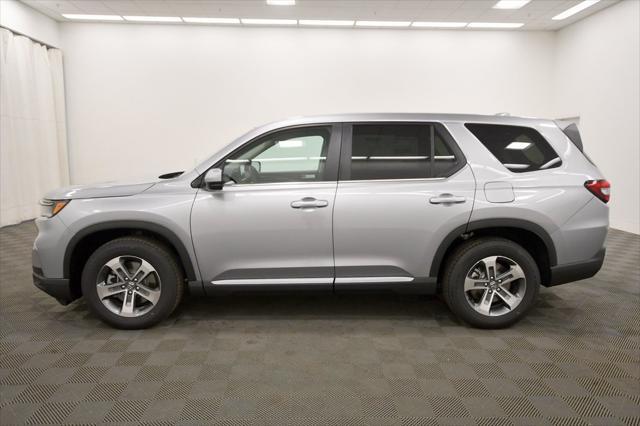 used 2025 Honda Pilot car, priced at $43,999