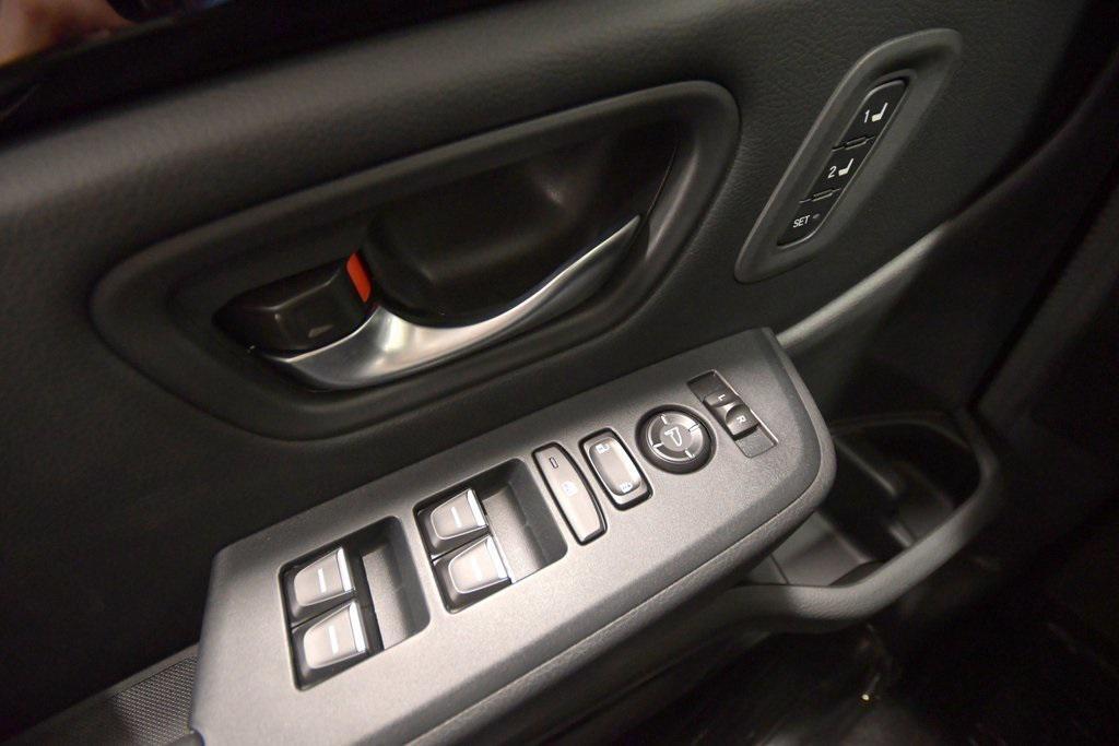 new 2025 Honda Pilot car, priced at $51,550