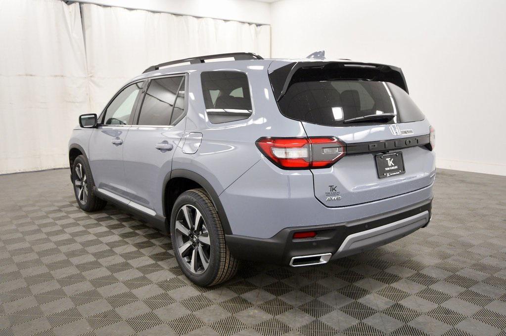 new 2025 Honda Pilot car, priced at $51,550