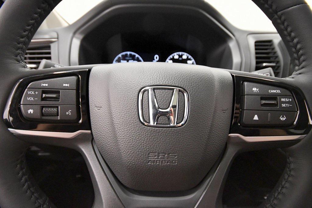 new 2026 Honda Odyssey car, priced at $42,899