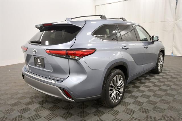 used 2021 Toyota Highlander car, priced at $36,499