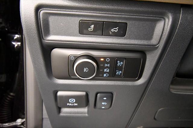 used 2024 Ford Expedition car, priced at $59,999