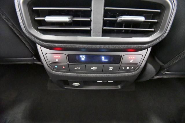 new 2025 Honda Pilot car, priced at $52,699