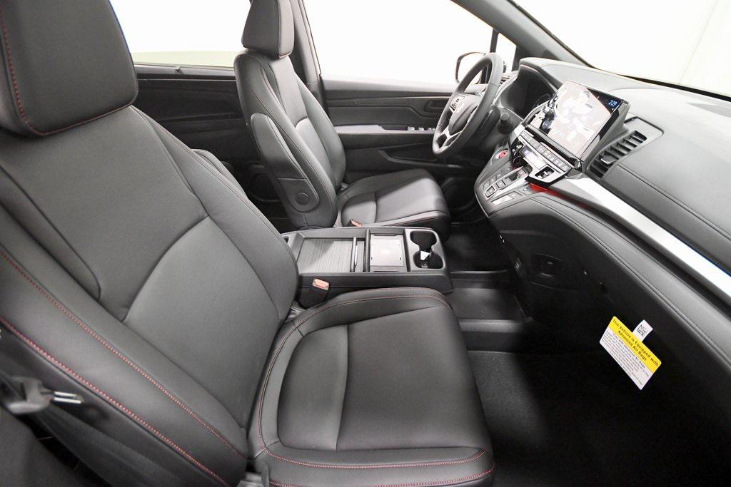 new 2026 Honda Odyssey car, priced at $43,497