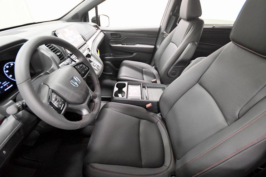 new 2025 Honda Odyssey car, priced at $43,199