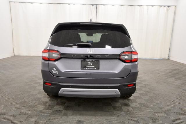 new 2025 Honda Pilot car, priced at $45,999