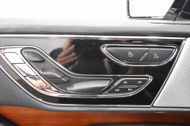 used 2022 Lincoln Navigator car, priced at $56,999