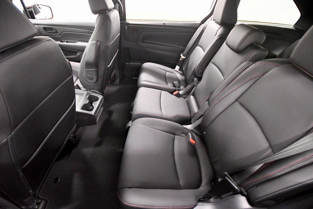 new 2026 Honda Odyssey car, priced at $44,399