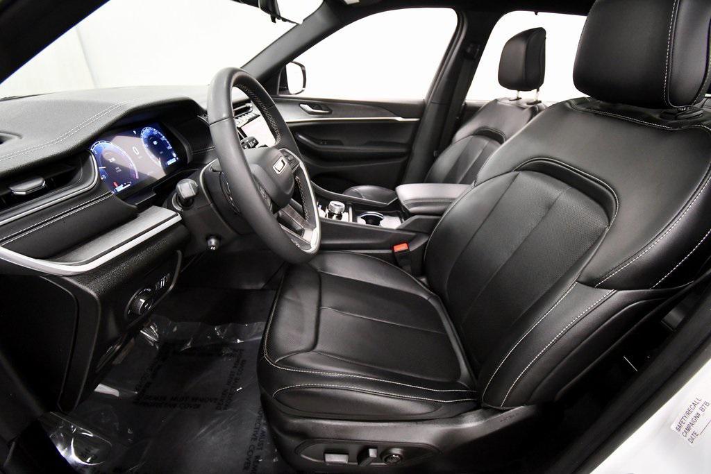 used 2024 Jeep Grand Cherokee L car, priced at $34,999