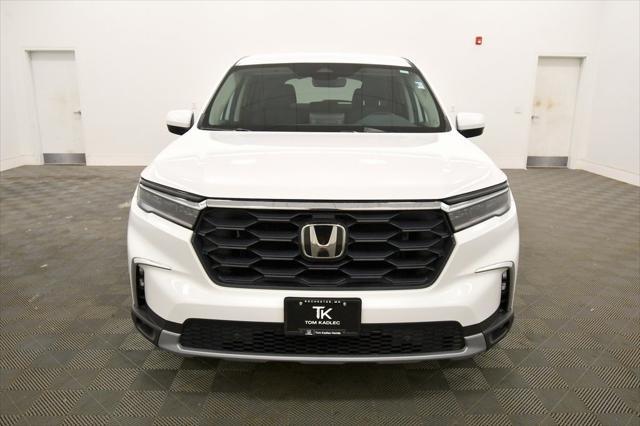 used 2025 Honda Pilot car, priced at $45,797