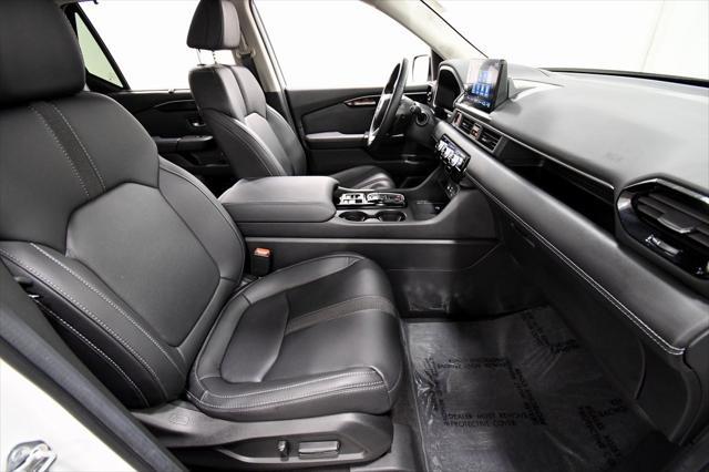 used 2025 Honda Pilot car, priced at $45,797