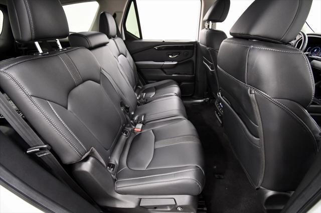 used 2025 Honda Pilot car, priced at $45,797