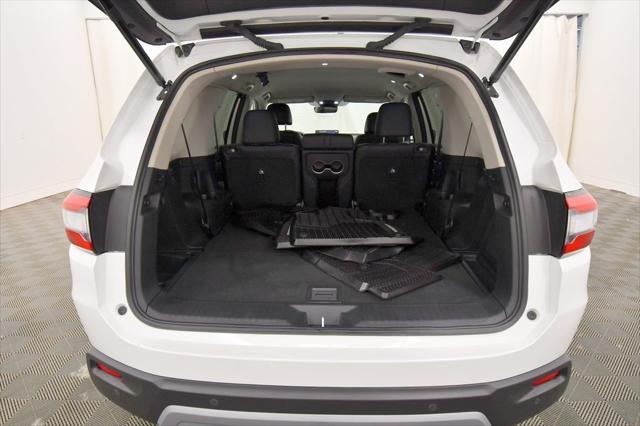 used 2025 Honda Pilot car, priced at $45,797