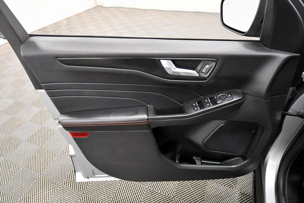 used 2022 Ford Escape car, priced at $24,999