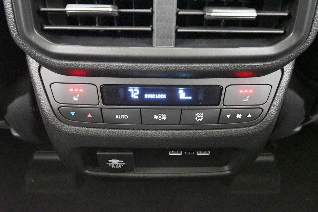 new 2025 Honda Pilot car, priced at $55,305
