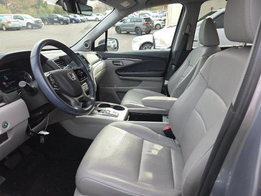used 2022 Honda Pilot car, priced at $34,999