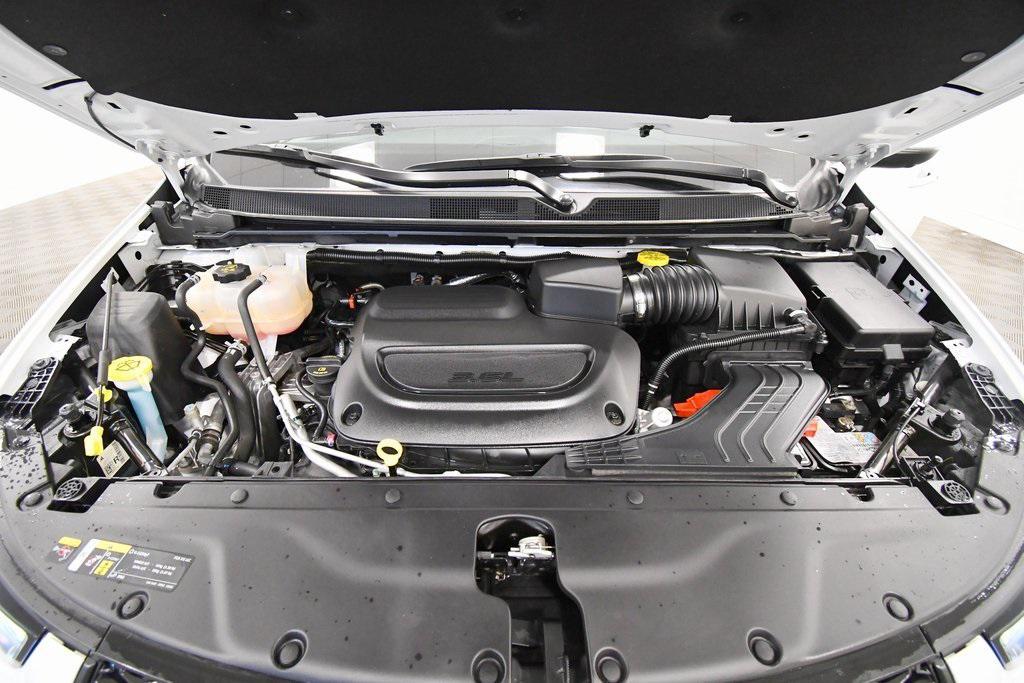 used 2023 Chrysler Pacifica car, priced at $33,999