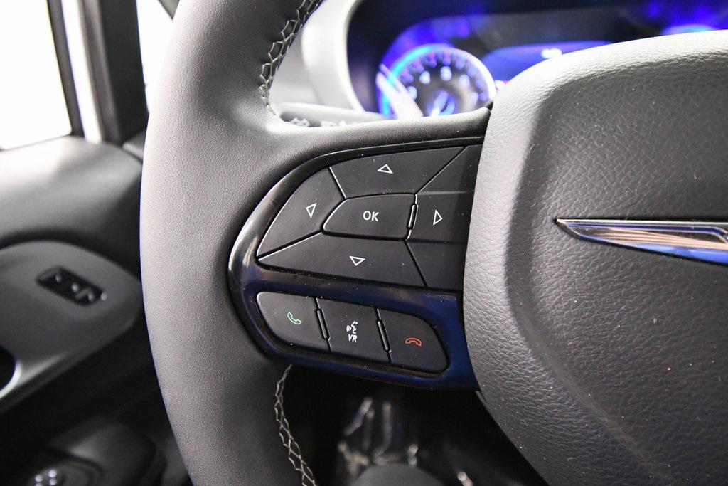 used 2023 Chrysler Pacifica car, priced at $33,999