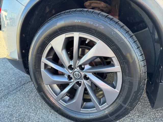 used 2017 Nissan Rogue car