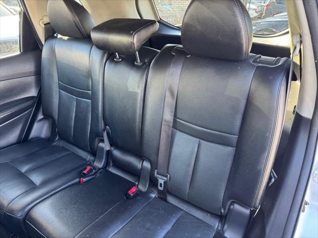 used 2017 Nissan Rogue car