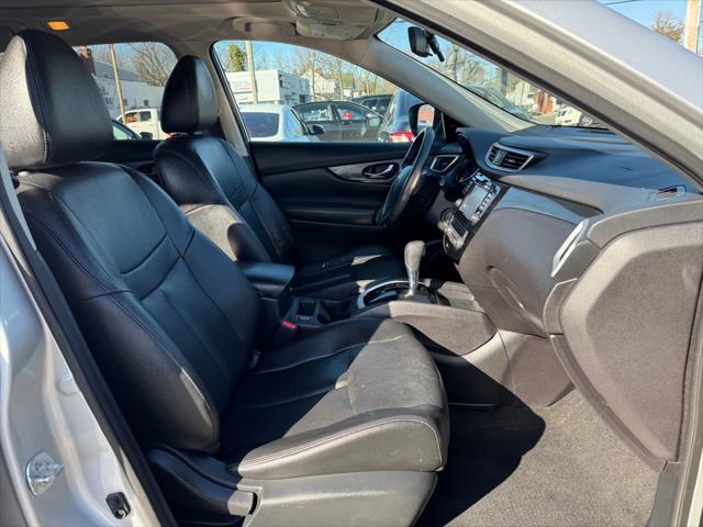 used 2017 Nissan Rogue car