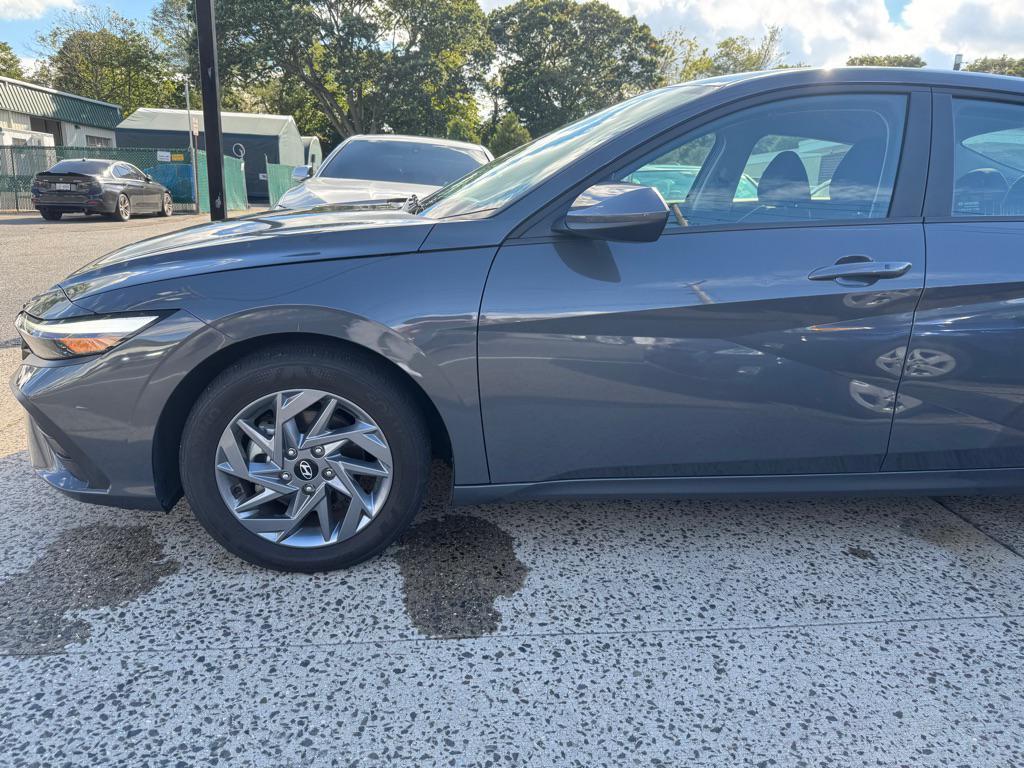used 2024 Hyundai Elantra car
